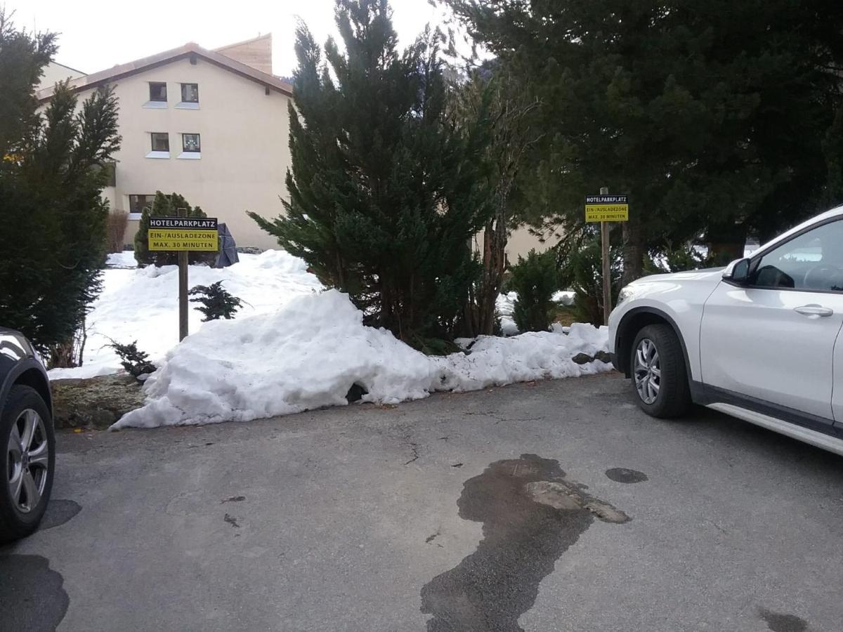Disentiserhof Mila Bagian luar foto